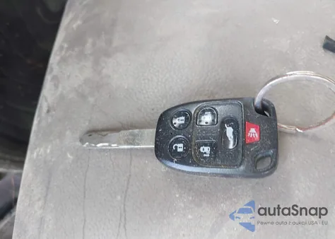 2011 Honda Odyssey Touring/Touring Elite из США, поврежденный, VIN 5FNRL5H96BB003679